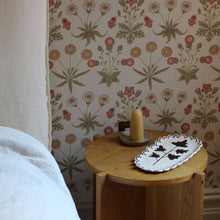 Load image into Gallery viewer, Scalloped Leaf Dish