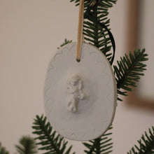Load image into Gallery viewer, Scalloped Cherub Ornament
